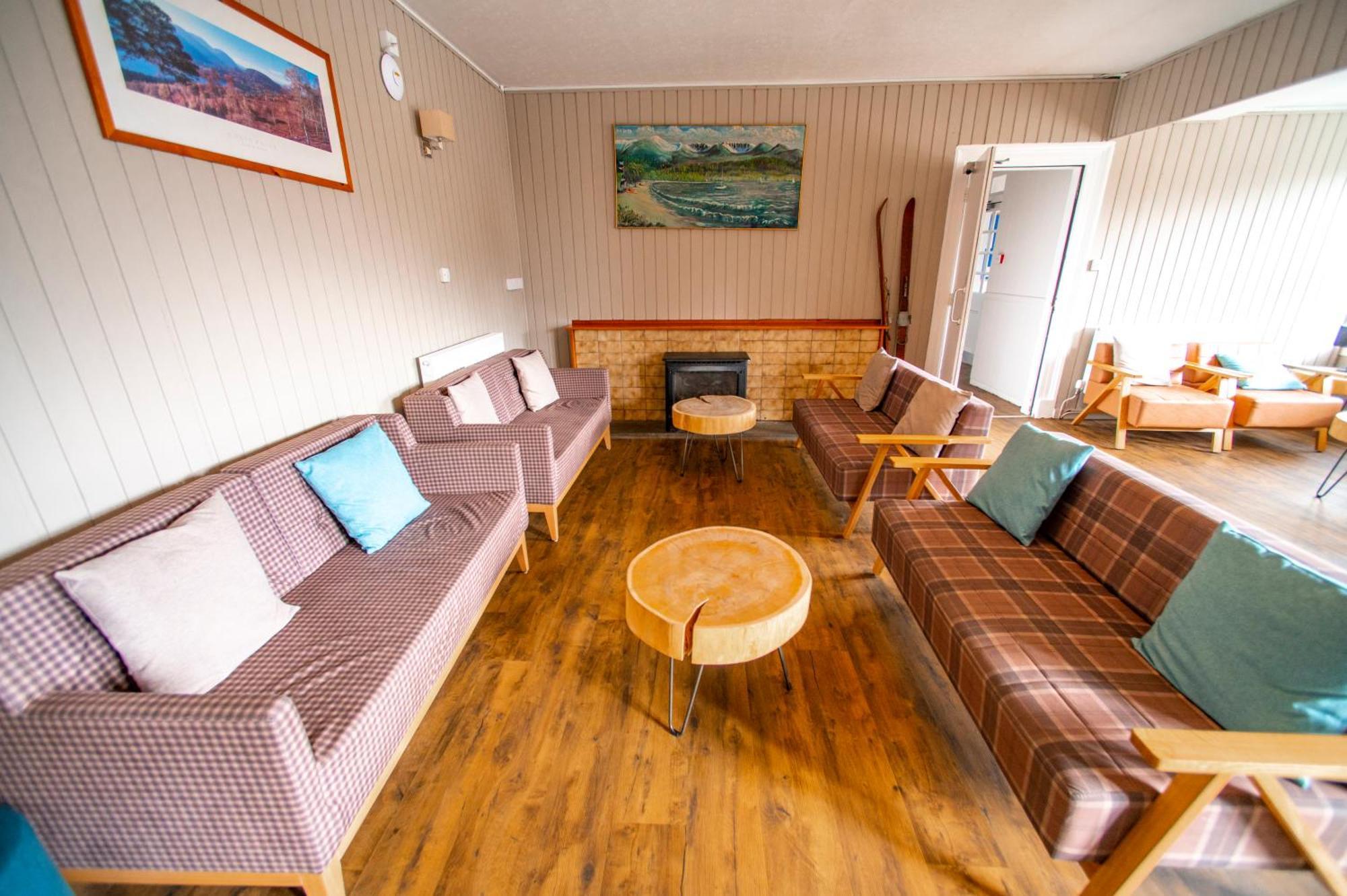 Cairngorm Lodge Youth Hostel Loch Morlich Exterior photo