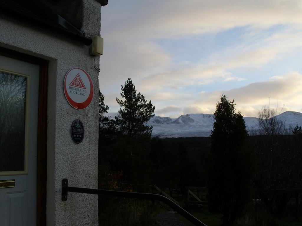 Cairngorm Lodge Youth Hostel Loch Morlich Exterior photo