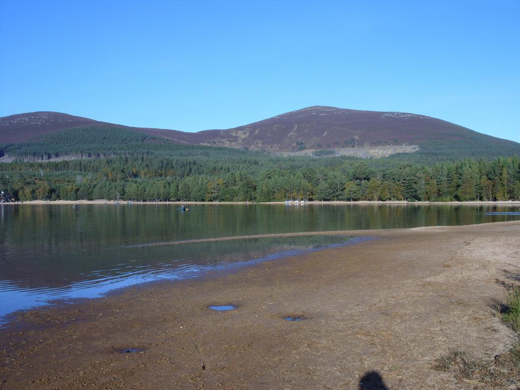 Cairngorm Lodge Youth Hostel Loch Morlich Exterior photo